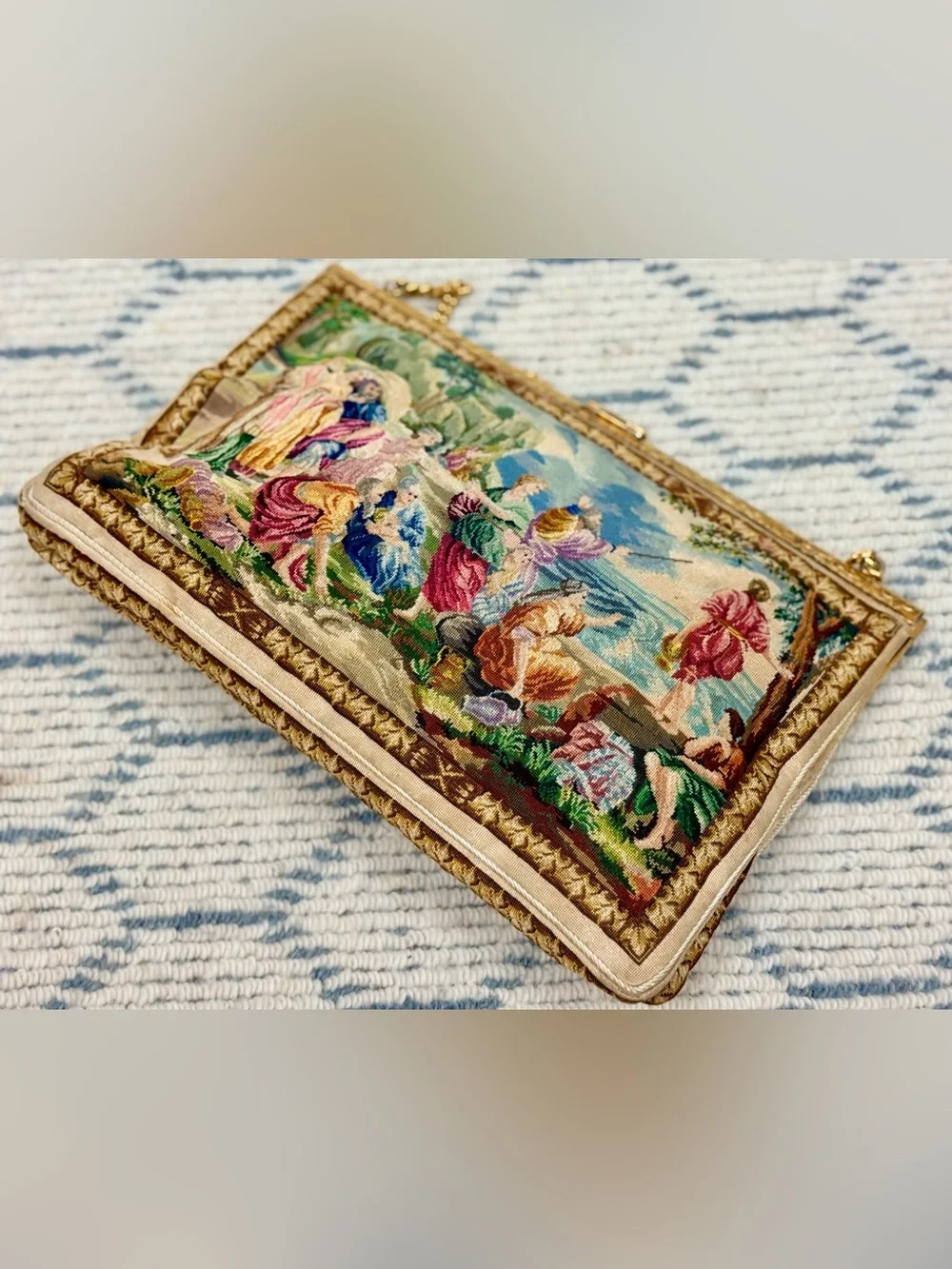 1930’s Vintage Scenic Tapestry Rhinestone Fleur-de-Lis-Clasp Coquette Handbag - Picture 8 of 16